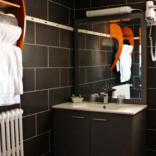 فندق Chez Jean Paul