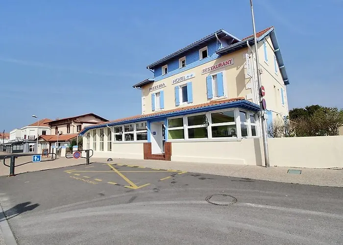 Chez Jean Paul فندق ميميزا بلاج